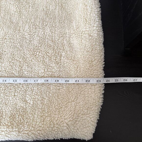 Heidi Merrick Sweater Womens Sz M Ivory Sherpa Long Sleeve Crew Neck Winter - Picture 12 of 12